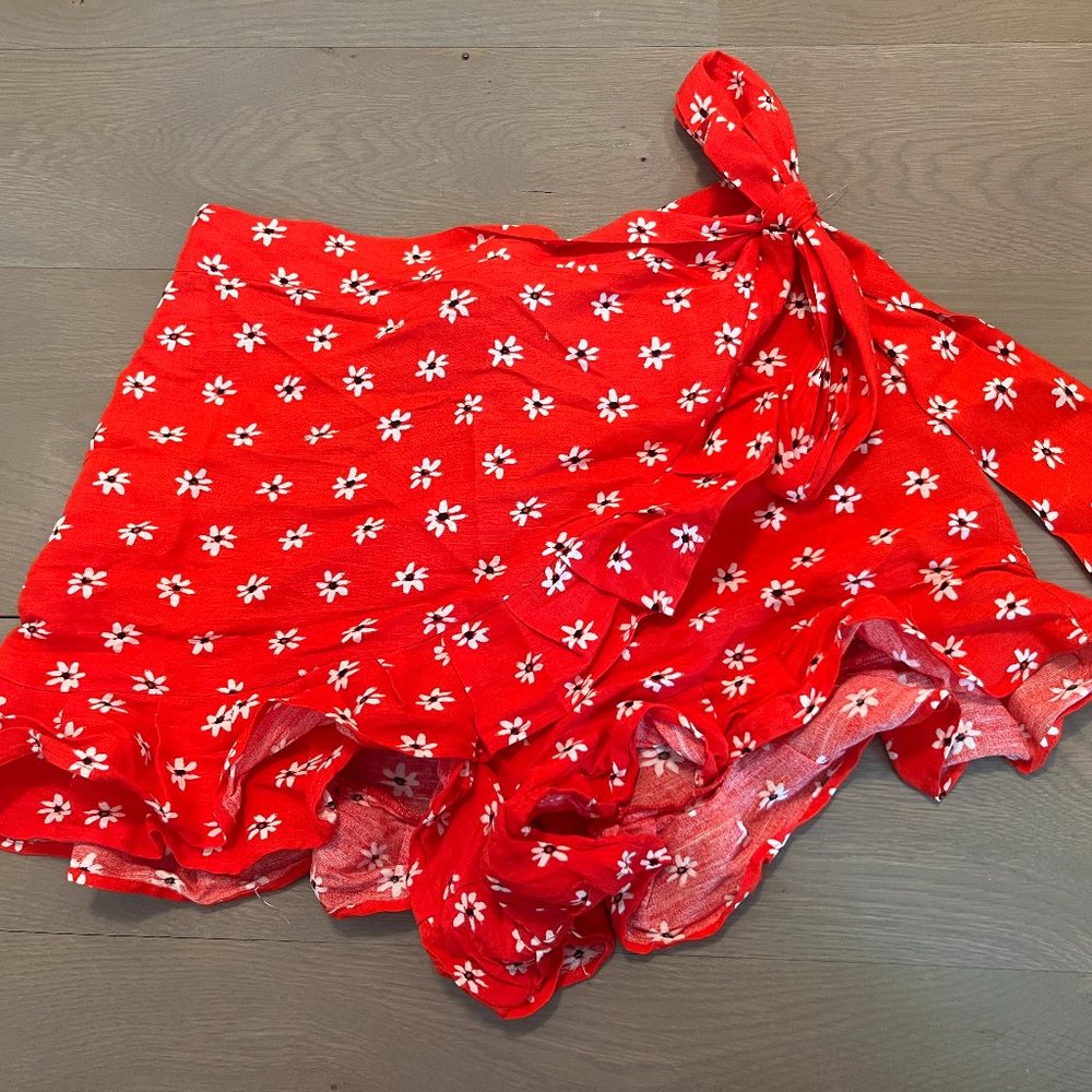 ZARA Red Floral Skort